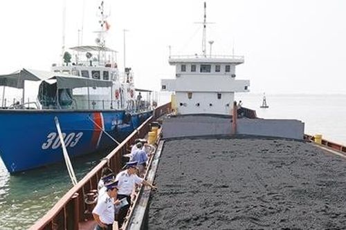 Chống buôn lậu trên tuyến biên giới Quảng Ninh