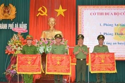 Phát huy bản lĩnh, danh dự, lòng tự trọng của mỗi CBCS Công an