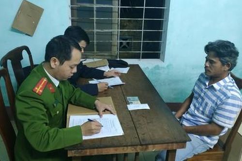Bắt đối tượng trốn truy nã dưới vỏ bọc xe ôm