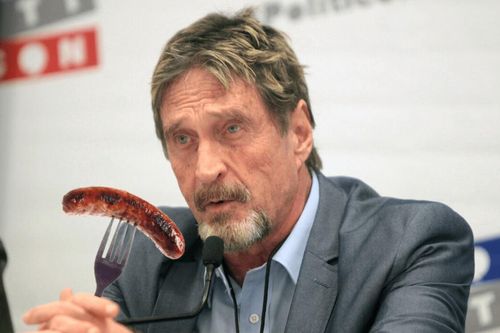John McAfee hủy lời hứa ăn 'của quý' nếu Bitcoin không đạt 1 triệu USD