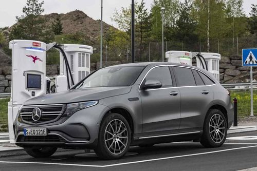 Xe điện hạng sang Mercedes-Benz bán ế