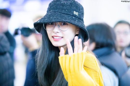 Nhan sắc đời thường của mỹ nhân nhóm TWICE
