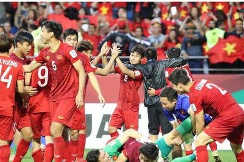 Báo Trung Quốc bày tỏ sự ngưỡng mộ với bóng đá Việt Nam