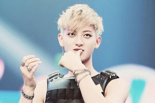 Hoàng Tử Thao: 'Ngày xưa BTS không hot bằng EXO'