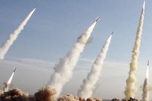 Iran phóng hàng chục tên lửa trả thù Mỹ