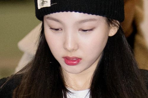 JYP Entertainment nộp đơn tố giác hành vi phạm tội đối với kẻ quấy rối thành viên nhóm TWICE