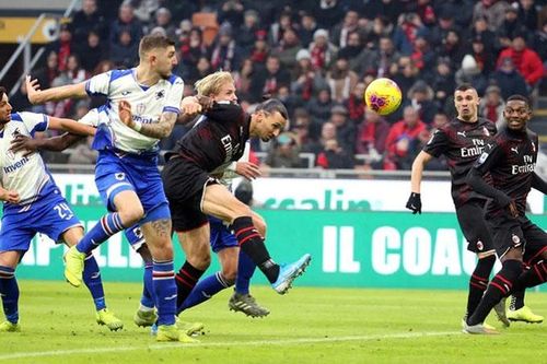 AC Milan - Sai từ cách làm bóng đá?