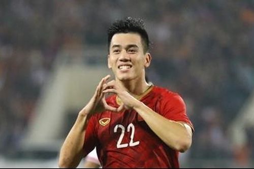Tiến Linh 'xát muối' vào nỗi đau của bóng đá UAE