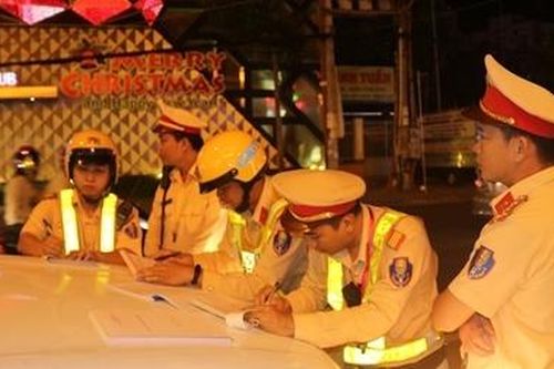 Vi phạm nồng độ cồn ở miền Tây giảm sâu theo chiều hướng tích cực