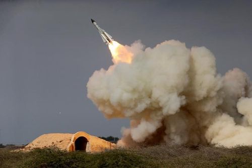 Iran nã tên lửa với căn cứ Mỹ để tránh chiến tranh với Washington?