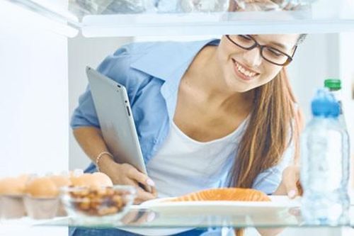 Nguy cơ gây hại sức khỏe khi ăn thức ăn thừa
