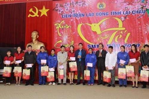 Bộ trưởng Tô Lâm dự Chương trình 'Tết Sum vầy - Mừng Xuân, ơn Đảng 2020' tại tỉnh Lai Châu