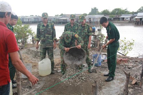 Đồn Biên phòng Rạch Gốc với 'thế trận lòng dân'