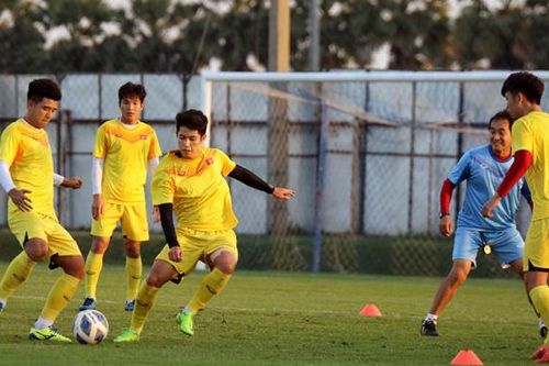 Bóng đá Việt Nam: Hậu vệ U23 Việt Nam tự tin trước trận gặp UAE