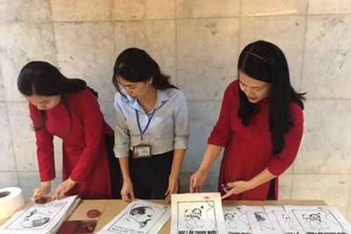 Trưng bày sản phẩm lưu niệm và trải nghiệm tại Bảo tàng Hồ Chí Minh