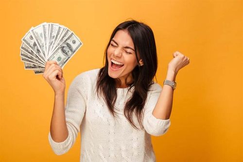 Vợ bán chồng cho tiểu tam lấy tiền mua quần áo Tết cho con