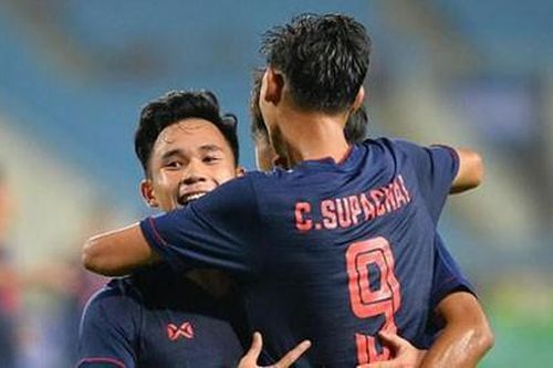 U23 Thái Lan 'dội rổ bom' vào khung thành Bahrain