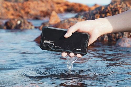 Smartphone 'nồi đồng cối đá', pin 5.500 mAh, RAM 8 GB, giá 8,54 triệu