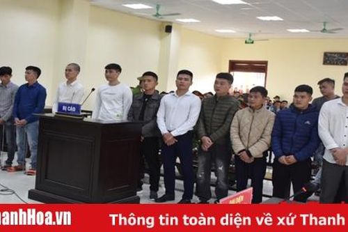 Xét xử 11 bị cáo trong vụ hỗn chiến ở biển Hải Tiến