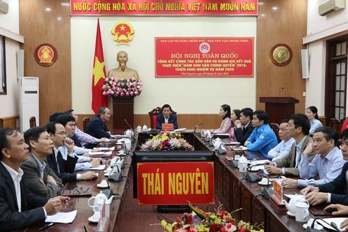Chính quyền phải hướng về người dân, lo cho dân