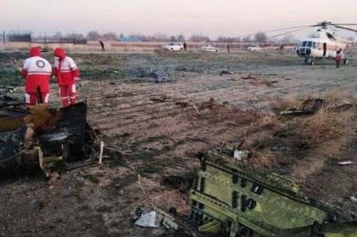 Iran không giao hộp đen máy bay rơi cho nhà sản xuất Boeing