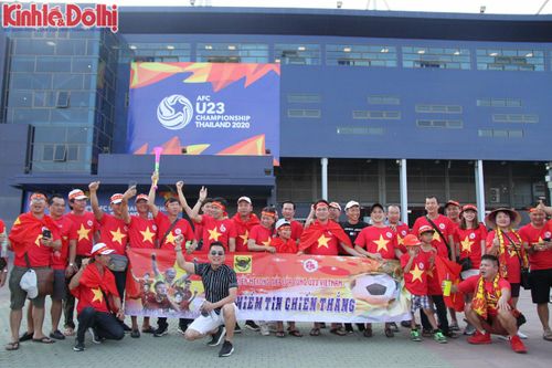 Cổ động viên Việt Nam sẵn sàng 'tiếp lửa' cho U23 Việt Nam