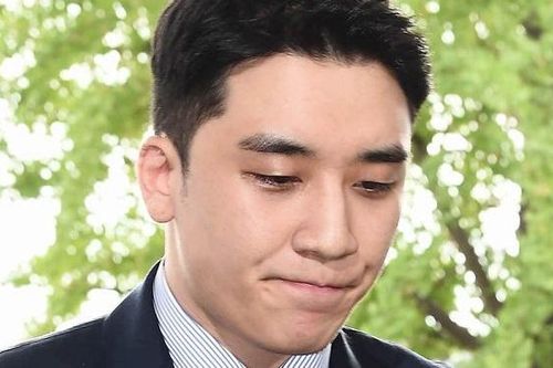 Công tố viên tiếp tục xin lệnh bắt Seungri cựu thành viên Bigbang vì 7 cáo buộc