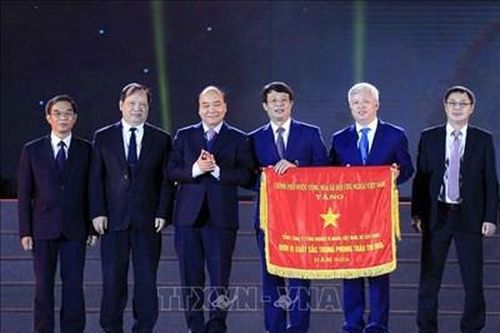 Thủ tướng Nguyễn Xuân Phúc dự kỷ niệm 120 năm Ngày ra đời ngành xi măng Việt Nam