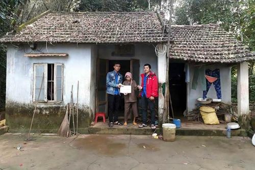 Xin hãy giúp cụ Minh