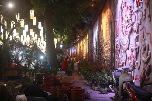 Hà Nội cấm 5 tuyến phố để phục vụ tổ chức chợ hoa xuân