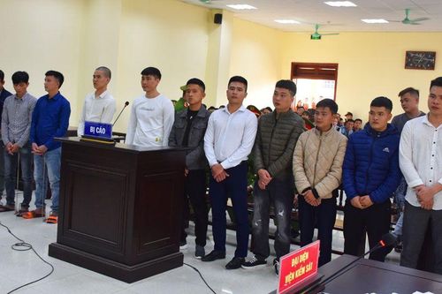 232 tháng tù cho 11 bị cáo trong vụ hỗn chiến tại khu vực biển Hải Tiến