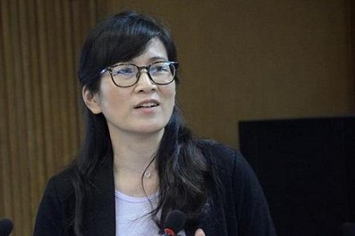 Truyền thụ kiến thức một chiều 'thầy giảng, trò chép' ít khơi dậy cá tính, sự sáng tạo của học sinh...