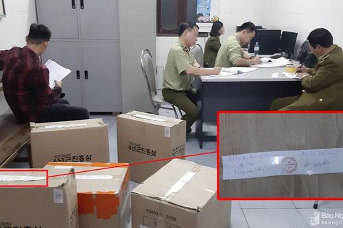 Quản lý thị trường Nghệ An tạm giữ 5 thùng hàng tại buổi 'giới thiệu sản phẩm và tặng quà miễn phí'