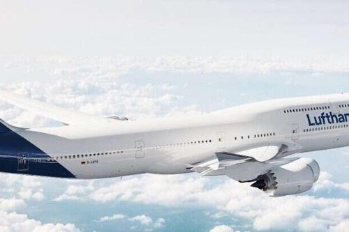 Một chuyến bay của Lufthansa phải quay về khi đang trên đường tới Iran