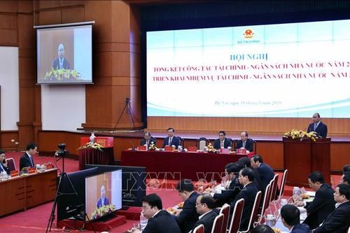 Thủ tướng: Ngành tài chính không được chậm chạp và nhũng nhiễu