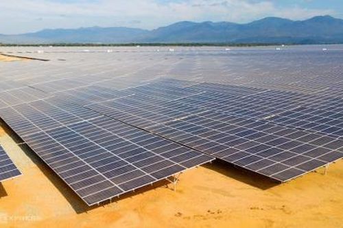Bổ sung dự án điện mặt trời 450 MW tại Ninh Thuận vào quy hoạch