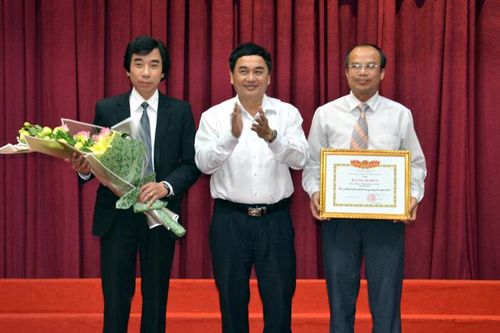 Sở Lao động, Thương binh và Xã hội được tặng Bằng khen vì có thành tích xuất sắc trong thực hiện nhiệm vụ