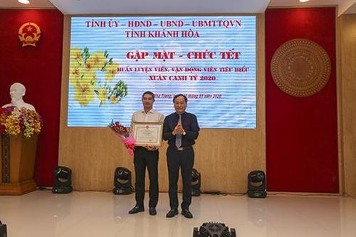 Lãnh đạo tỉnh gặp mặt, chúc Tết các huấn luyện viên, vận động viên tiêu biểu