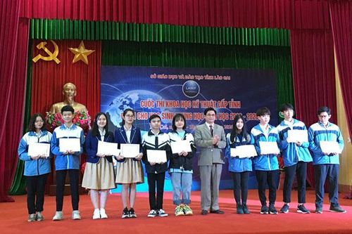Trao 81 giải Cuộc thi Khoa học kỹ thuật dành cho học sinh trung học năm 2020