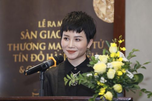 Tiêu dùng thông minh với Sàn giao dịch thương mại điện tử tín đồ hàng hiệu