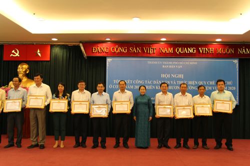 Hướng mạnh công tác dân vận về cơ sở