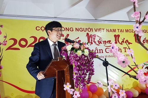 Cộng đồng người Việt tại Mozambique gặp gỡ mừng Xuân Canh Tý
