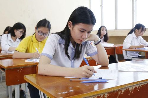 Thi tuyển vào lớp 10, thí sinh phải làm cả bài thi tổ hợp