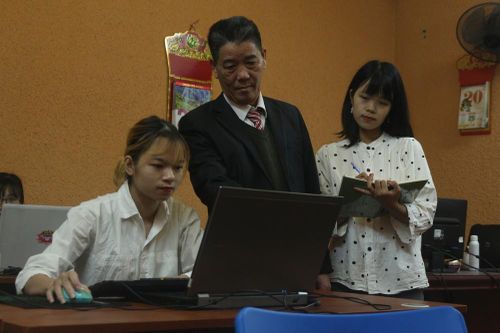 Cùng CEO Trương Văn Trắc khám phá công dụng của 365+ mẫu CV xin việc