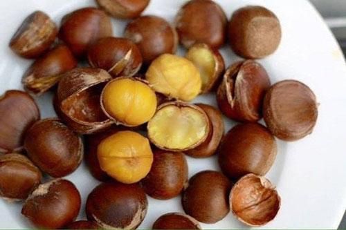 Cảnh báo chảy máu dạ dày bởi món ăn vặt phổ biến mùa lạnh