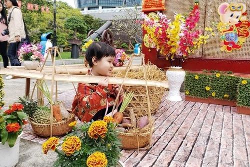 Đà Nẵng: Giữ văn hóa Việt với 'Phiên chợ ngày Tết'