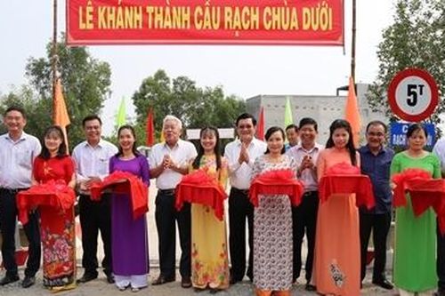 Khánh thành cầu nông thôn mới tại tỉnh Long An