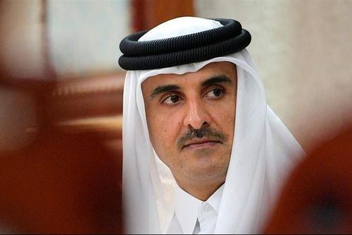 Trong lúc 'nước sôi lửa bỏng', Quốc vương Qatar thăm Iran