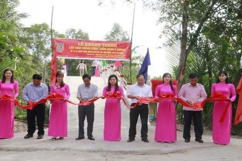 Cục THADS tỉnh Hậu Giang bàn giao 2 cây cầu nông thôn ở huyện Long Mỹ