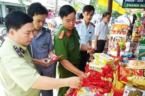 Khởi tố 42 bị can về tội vi phạm các quy định về ATTP
